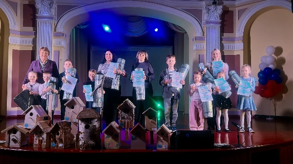 Награждение победителей городского конкурса «Пернатая весна»