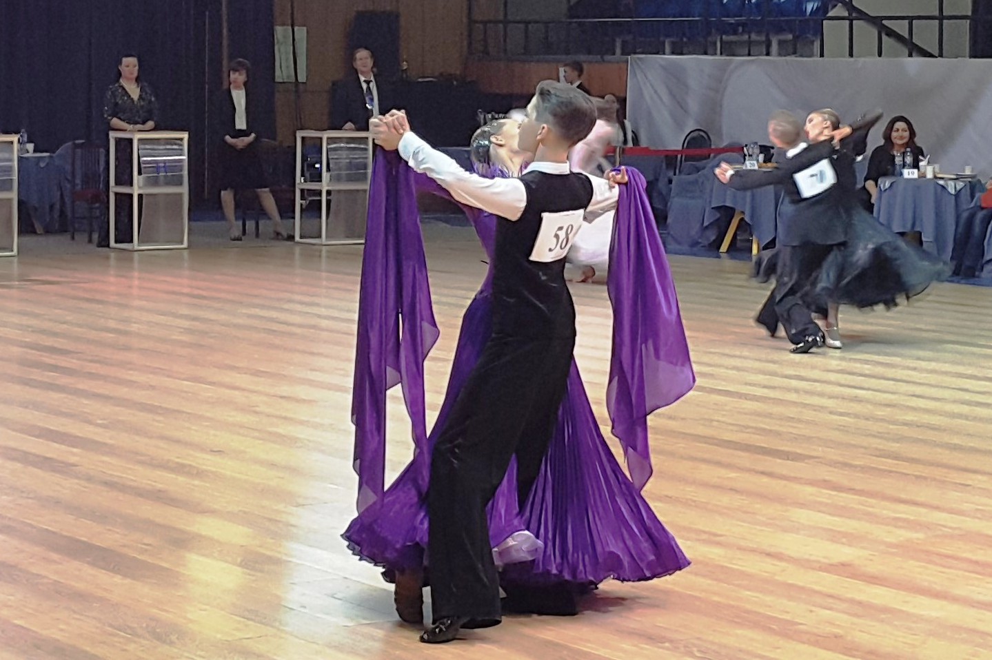 Михаил - Екатерина